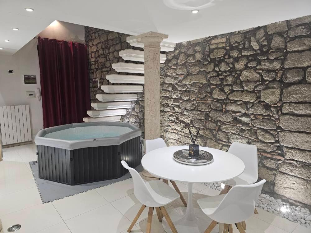 White Loft & Spa 비테르보 외부 사진